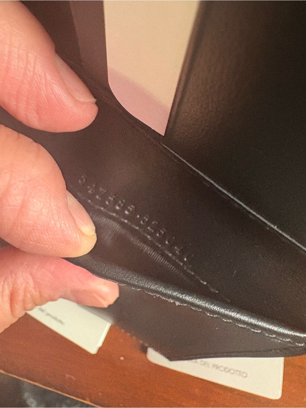 Gucci Brand new full inclusion Men’s Black Leather Bi-Fold Wallet - Picture 4 of 5